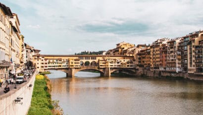 Florence, Private Night Bike, Highlights, Florence-Private-Night-Bike-Tour-Lungarno.