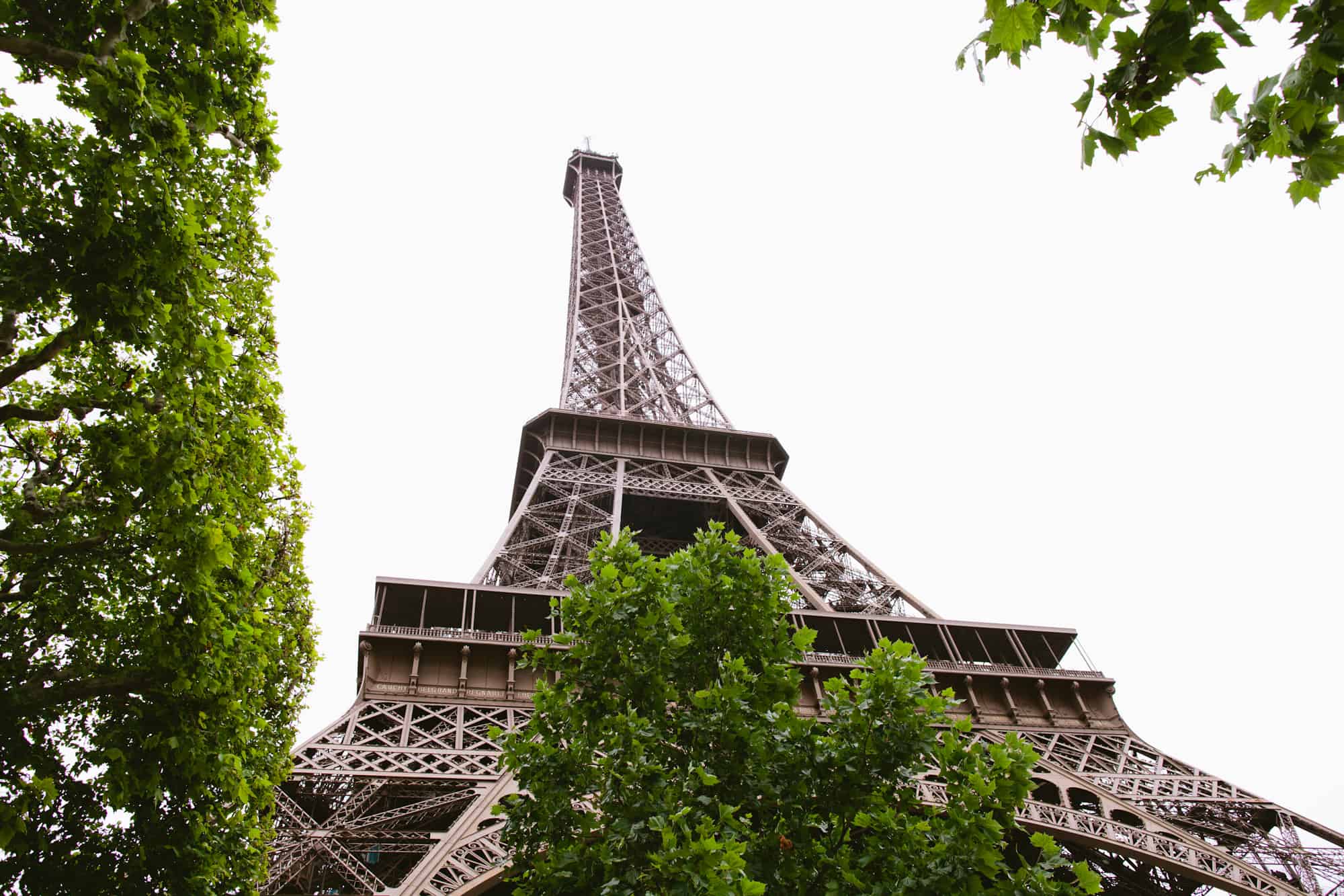 Explore the second floor of the Eiffel Tower - OFFICIAL website