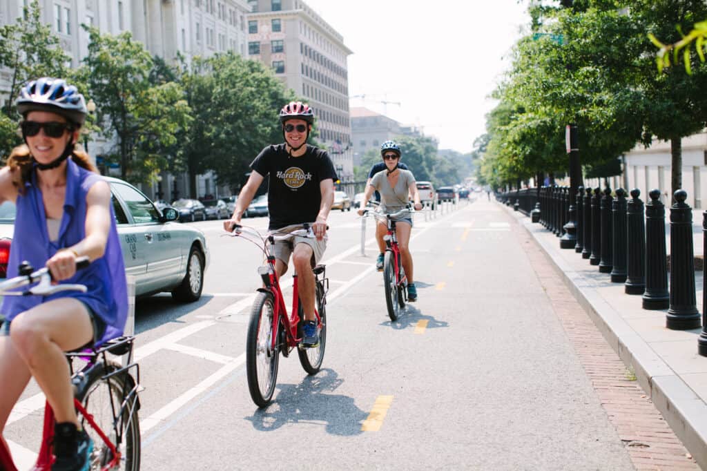 Monuments & Memorials Bike Tour - Fat Tire Tours