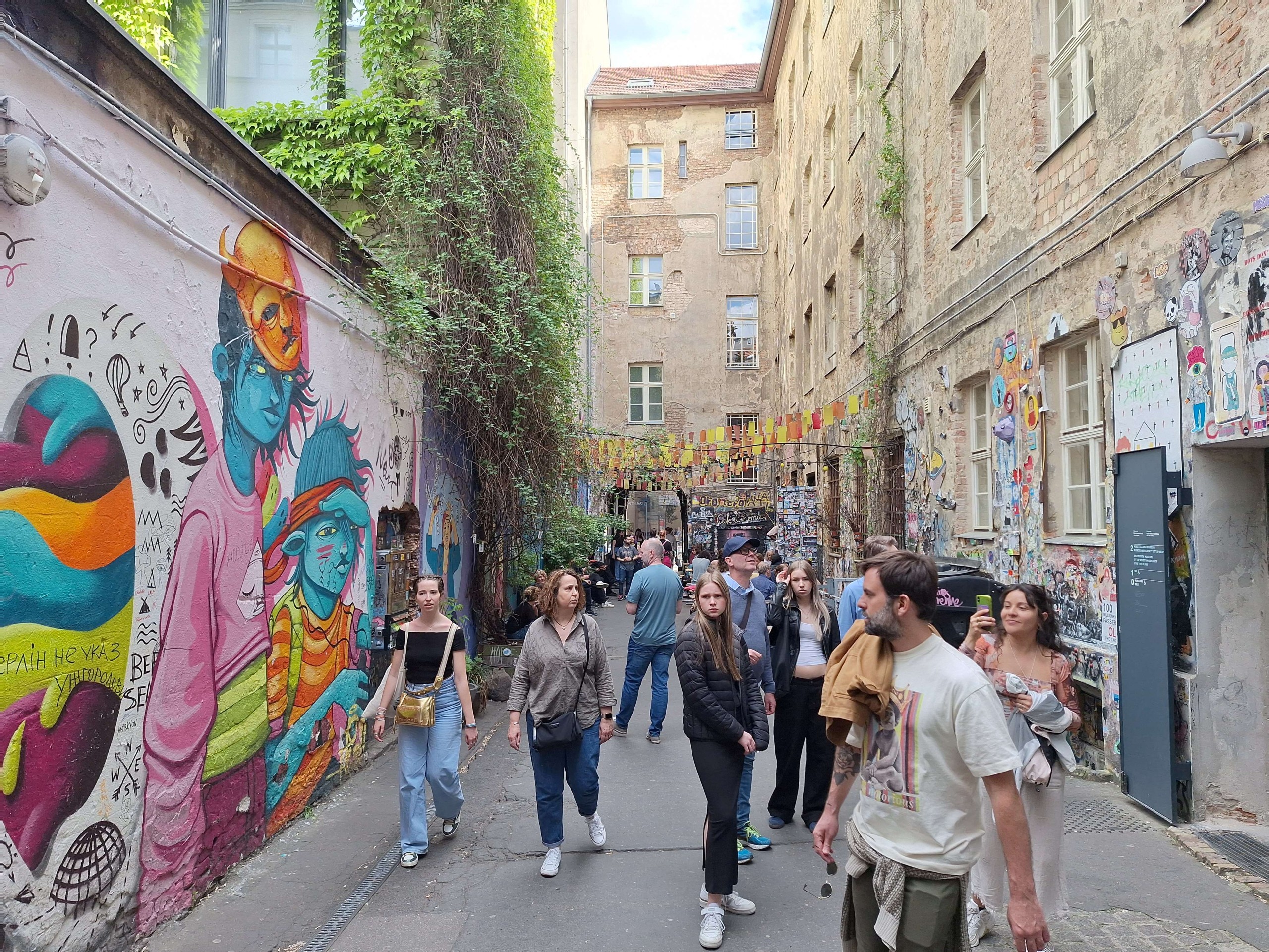 Graffiti in Dead Chicken Alley in Berlin, Germany